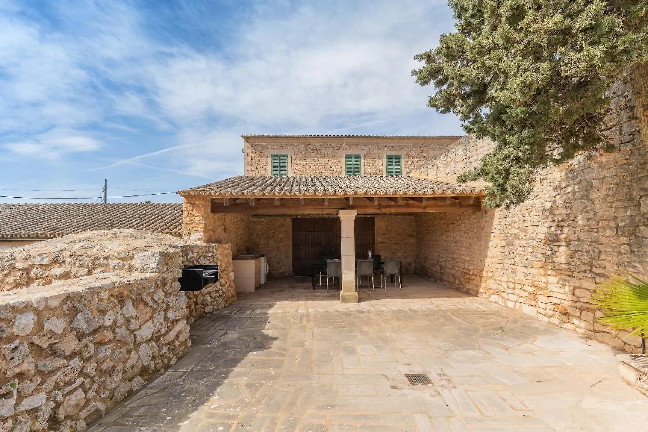 Holiday home Villa Petita Llombards Llombarts
