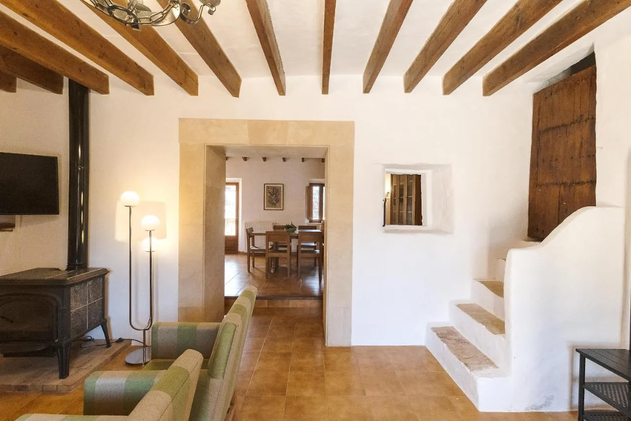 Villa Petita Llombards Llombarts Holiday home