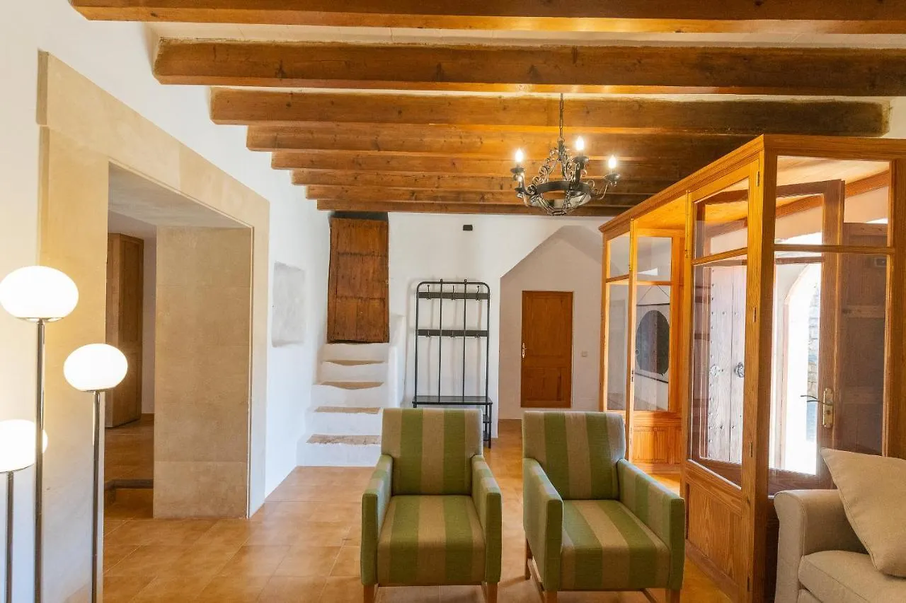 Villa Petita Llombards Llombarts Holiday home